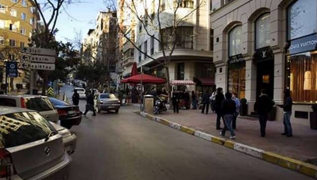 Osman-Bey-Street-Istanbul1