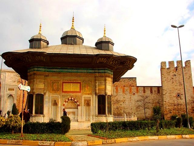 Topkapi-Palace-1